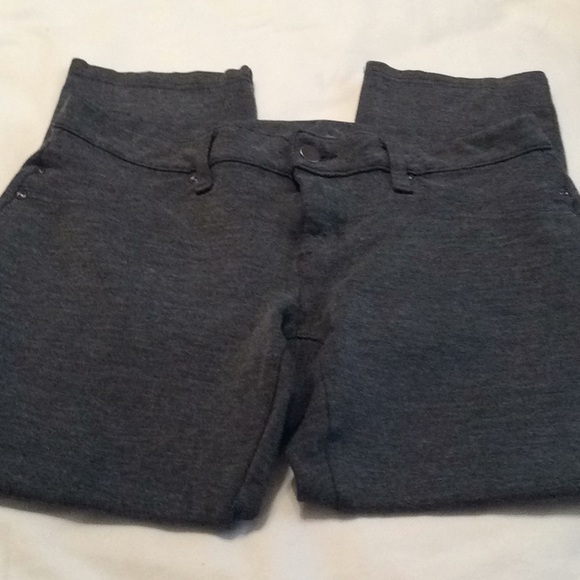 TIME & TRU  CAPRIS REAL STRETCHY - Picture 3 of 5